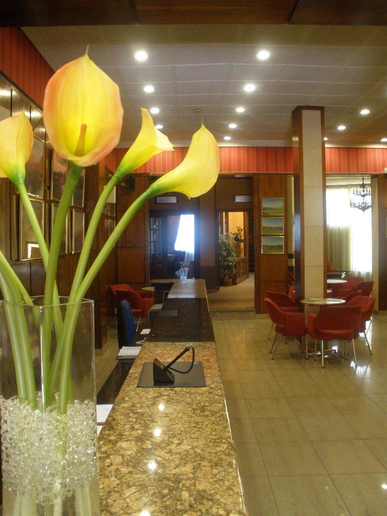 Hotel Madrid Bierzo Ponferrada Eksteriør bilde